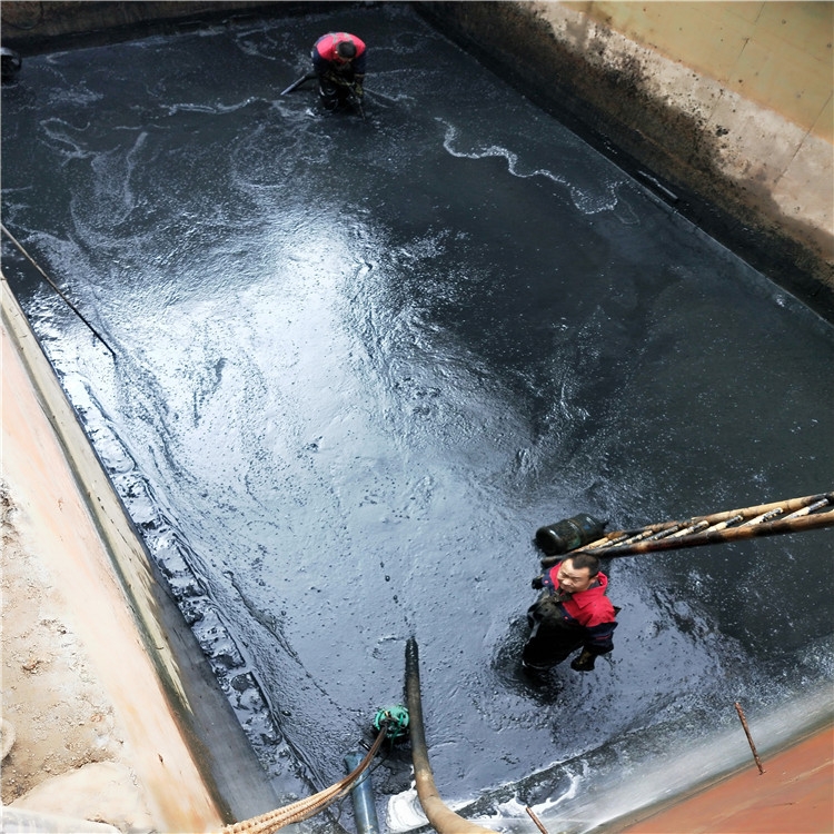 海陵废水池清理